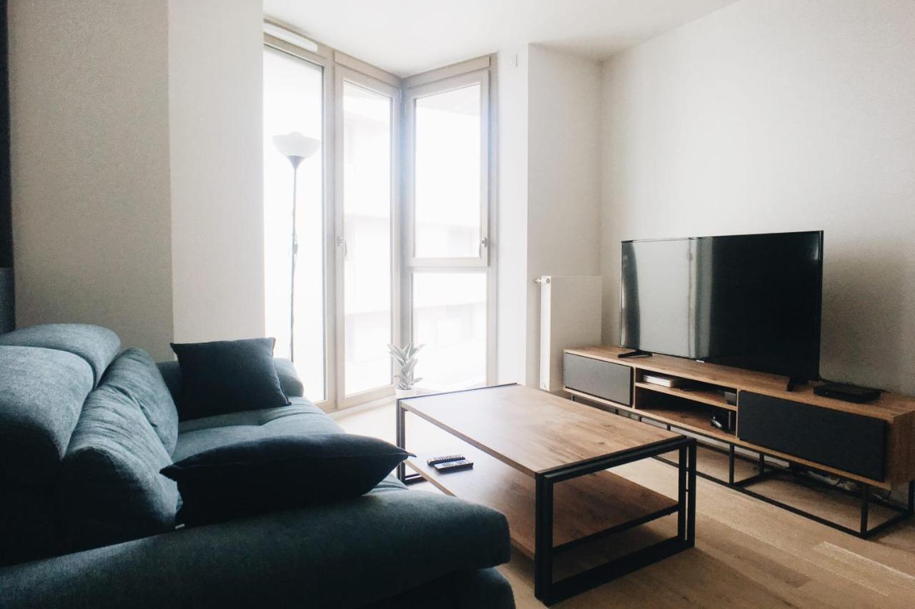 Pretty 39 M In The Heart Of La Appartement Parijs
